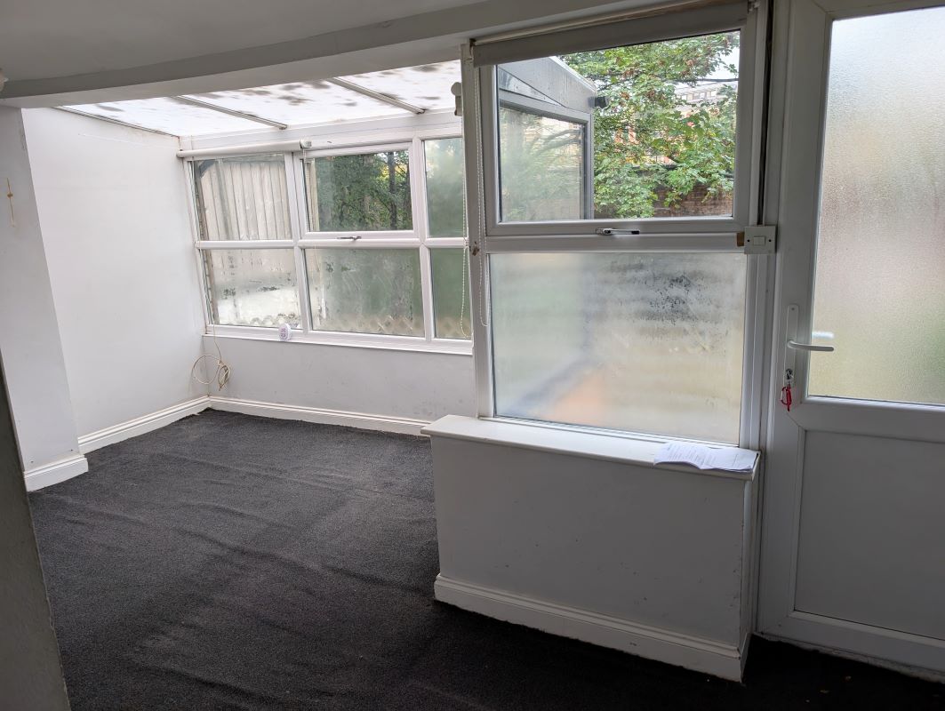 Basement Flat (Flat 1) 44 Wells Road, Bath, Avon, BA2 3AP