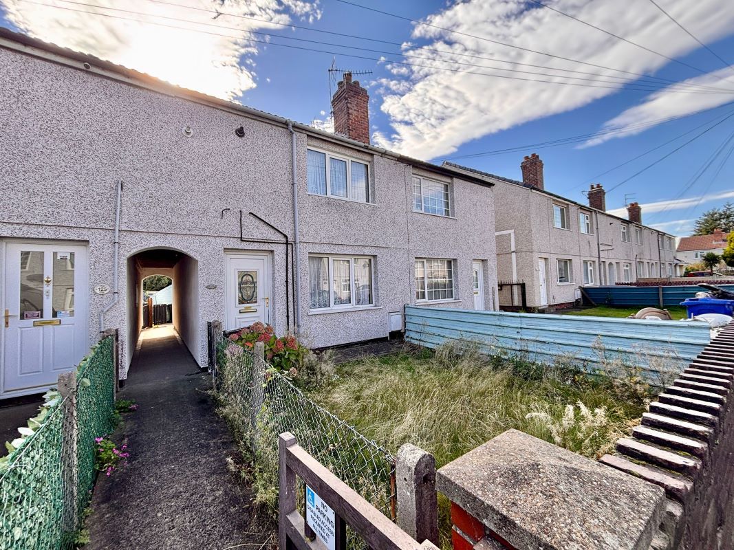 Property for Auction in South Yorkshire - 127 The Crescent Dunscroft, Doncaster, South Yorkshire, DN7 4ES