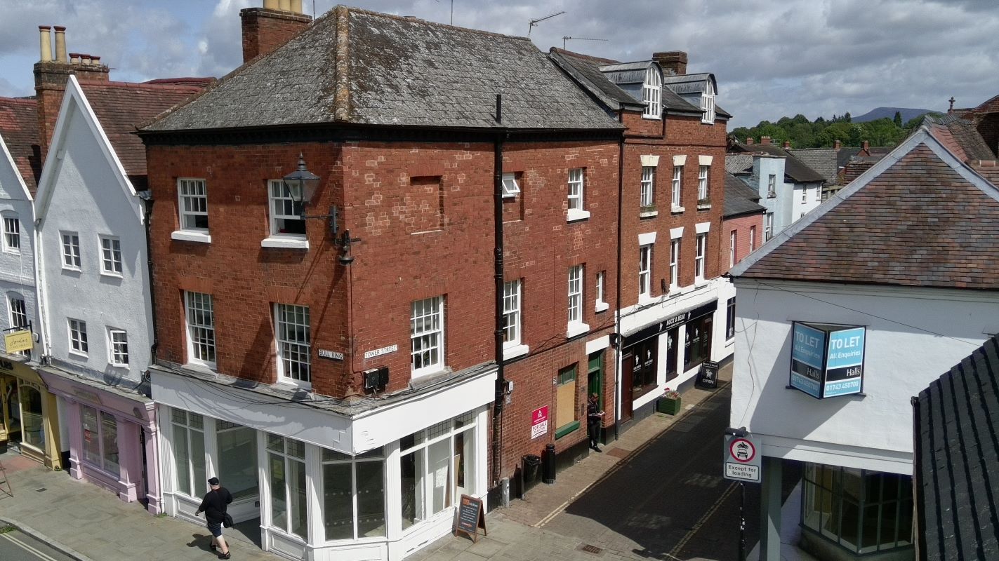 Property for Auction in Cheshire, Staffordshire & Shropshire - No. 1 Tower Street Flat 7, Ludlow, Shropshire, SY8 1RL