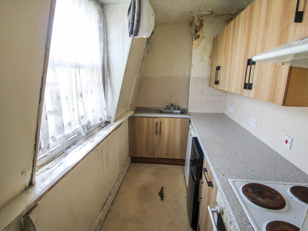 Third Floor Flat 5, 12 Villa Road, St Leonards-on-Sea, East Sussex, TN37 6EJ