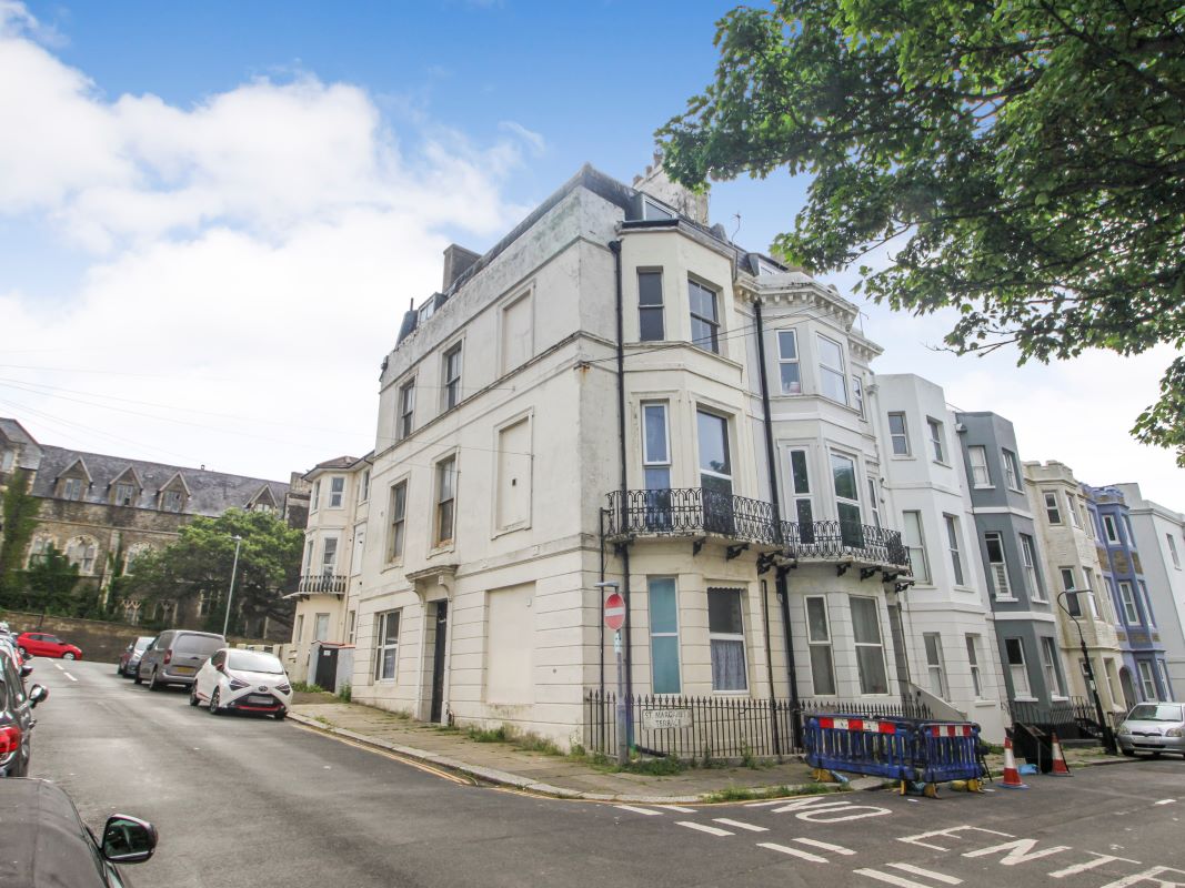 Property for Auction in Sussex & Hampshire - Third Floor Flat 5, 12 Villa Road, St Leonards-on-Sea, East Sussex, TN37 6EJ