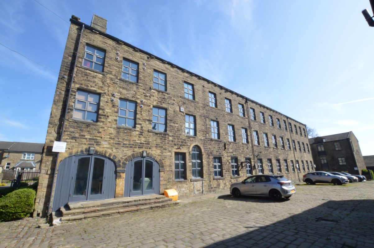 Property for Auction in West Yorkshire - 8 Highgate Mill Fold, Queensbury, Bradford, West Yorkshire, BD13 2SL
