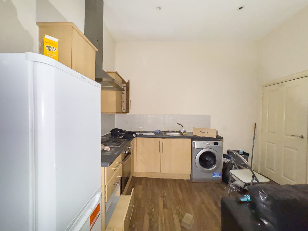 Flat 2 220-221 High Street West, Sunderland, Tyne and Wear, SR1 1TZ