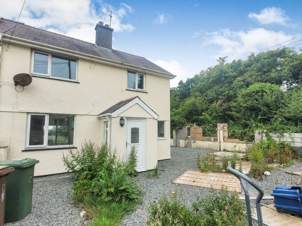 Property for Auction in Wales - 7 Penygroes Llanddeusant, Holyhead, Gwynedd, LL65 4AF