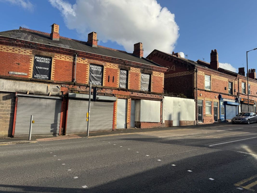 Property for Auction in South Yorkshire - 7 Croppers Hill, St. Helens, Merseyside, WA10 3UF