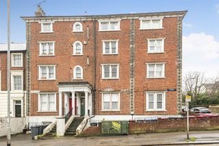 Property for Auction in Kent - Flat 11 127 Castle Hill, Reading, Berkshire, RG1 7SY
