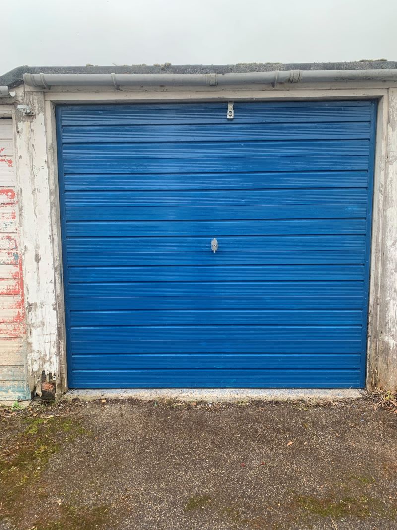 Property for Auction in Kent - Garage on Poyntell Road, Staplehurst, Kent, TN12 0SA