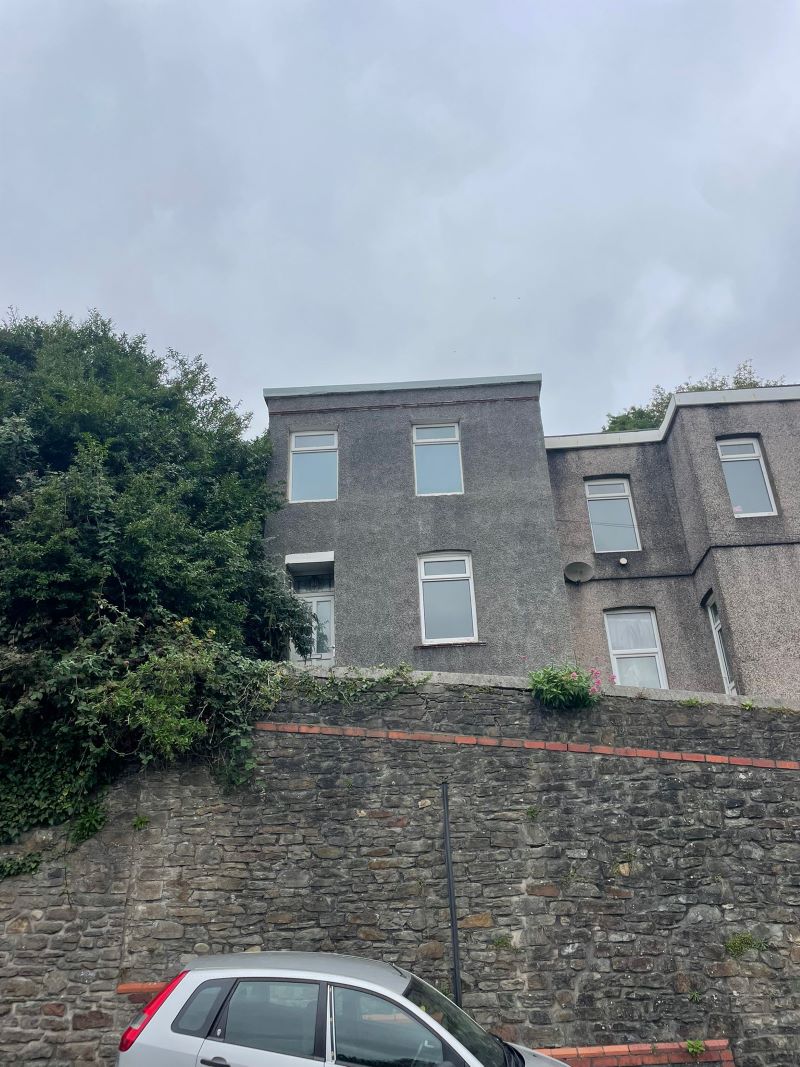 Property for Auction in Wales - 80 North Hill Road, Swansea, SA1 6YT