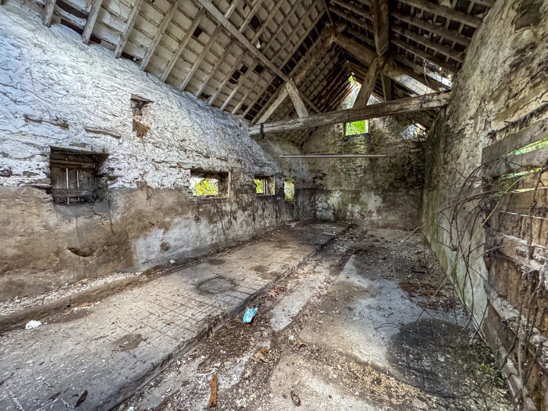 Druids Barns, Corwen, Clwyd, LL21 9NU