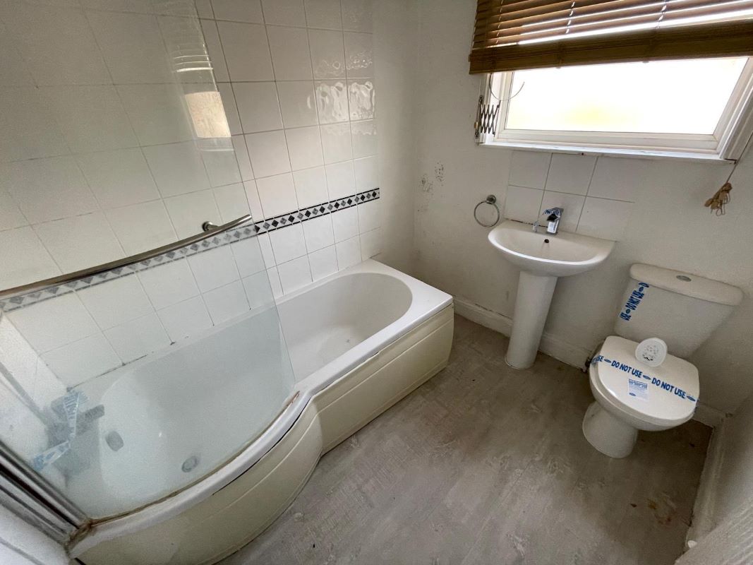 424 Sutton Road, Southend-On-Sea, Essex, SS2 5EZ