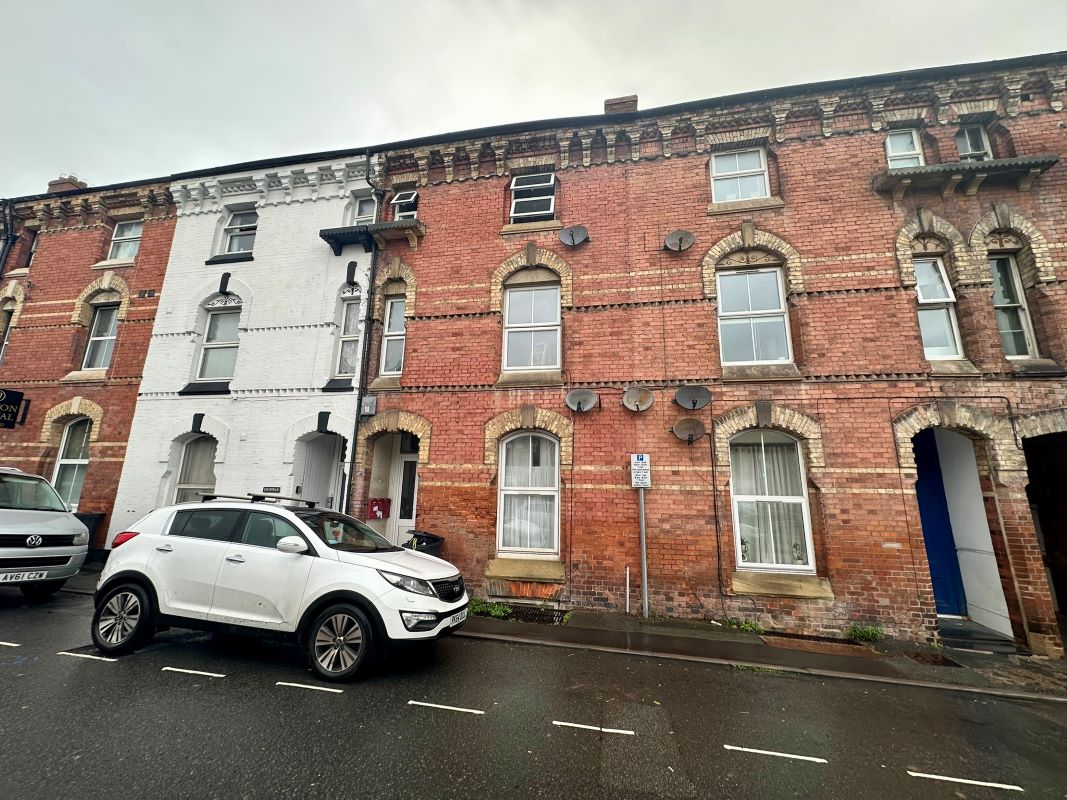 Property for Auction in Cheshire, Staffordshire & Shropshire - 69 Clifton Terrace, Newtown, Powys, SY16 1BG