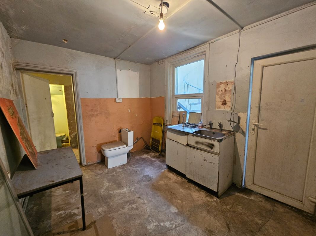 Lancashire, Lancashire, FY1 6AB - Online Auctions