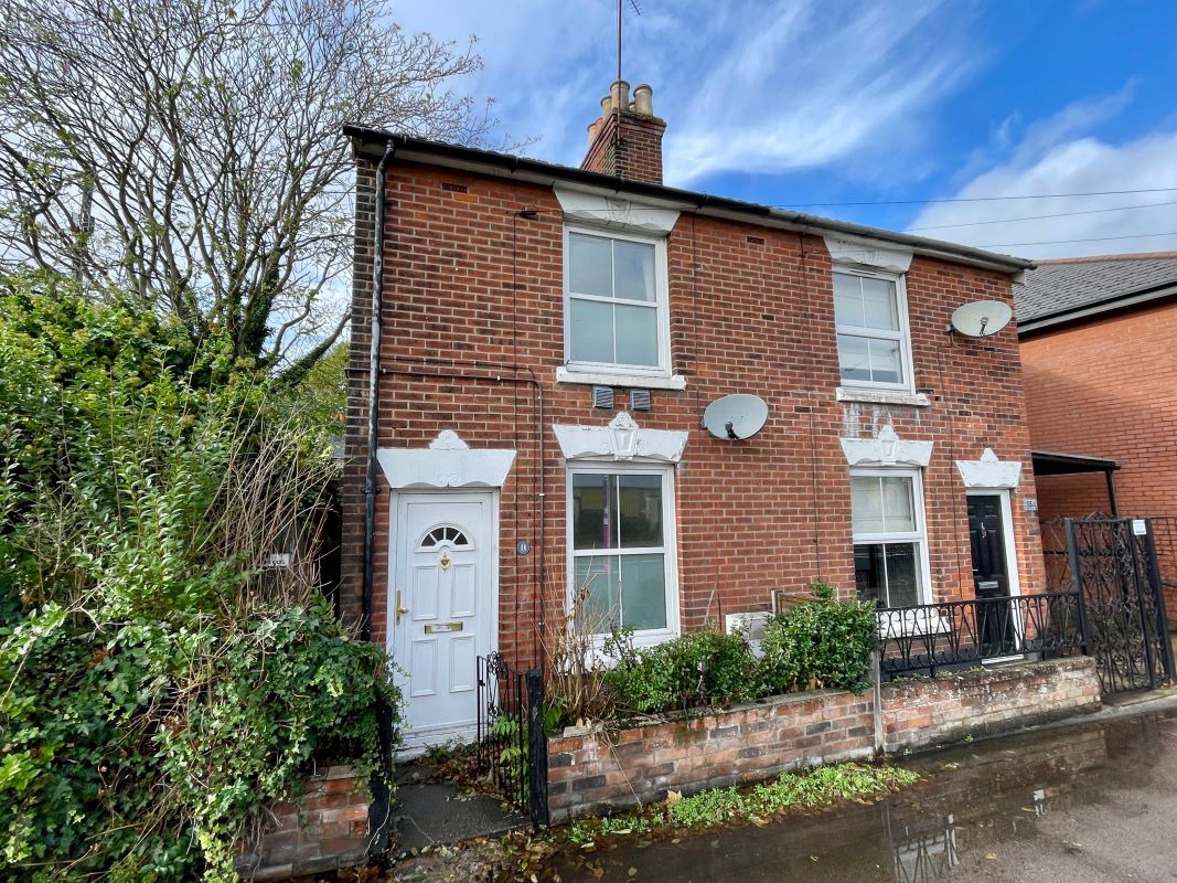 Property for Auction in East Anglia - 11 Mile End Road, Colchester, Essex, CO4 5BT