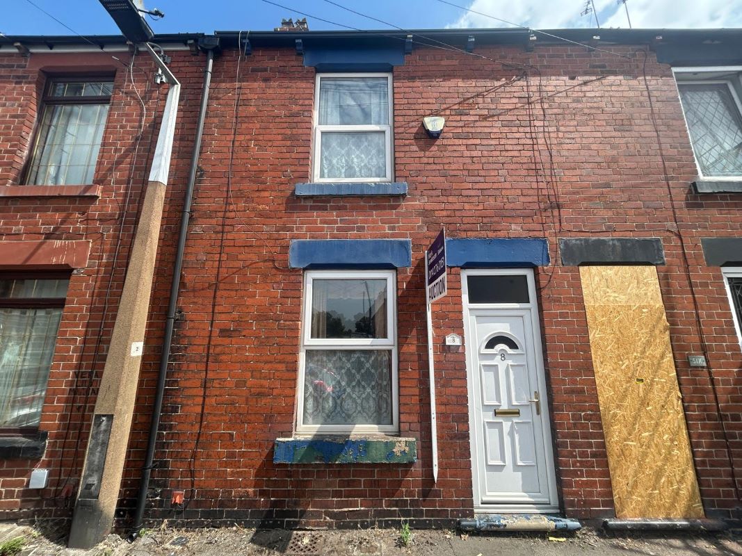 Property for Auction in South Yorkshire - No. 8 Gosling Gate Road Goldthorpe, Rotherham, South Yorkshire, S63 9LU