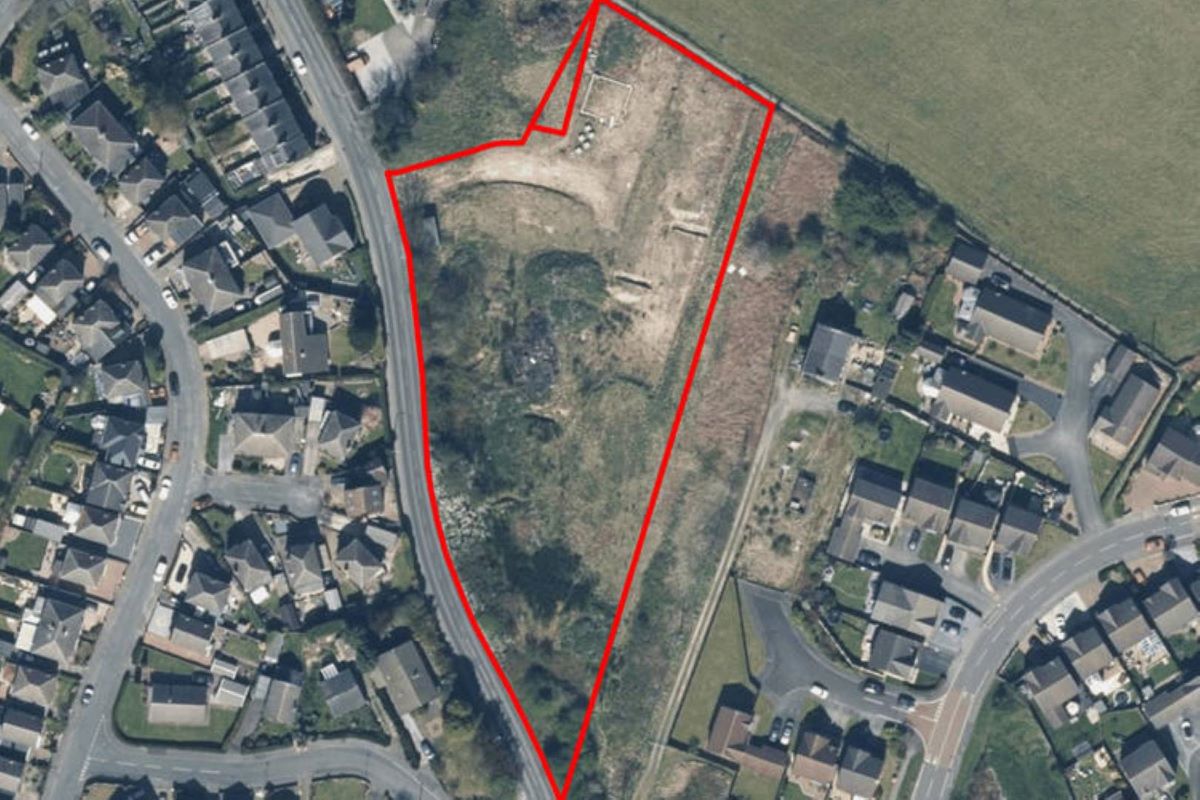 Property for Auction in South Yorkshire - Land to the East of Station Road Royston, Barnsley, South Yorkshire, S71 4HN