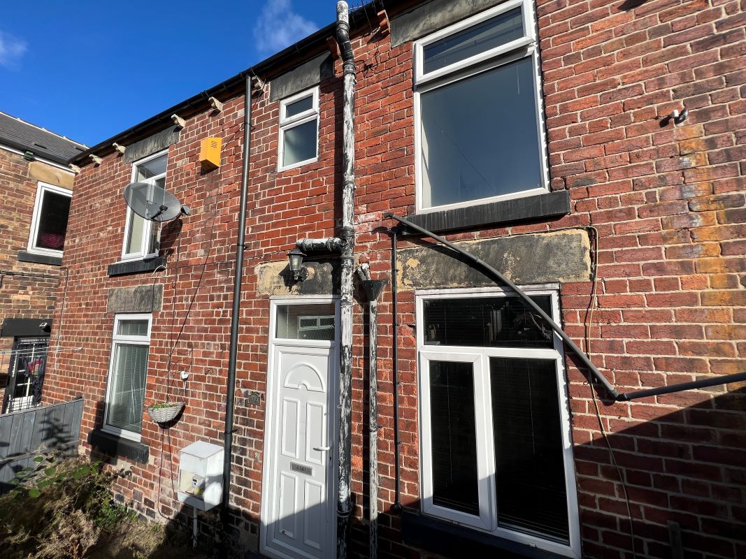 Property for Auction in South Yorkshire - 33a Melville Street Wombwell, Barnsley, South Yorkshire, S73 8HJ