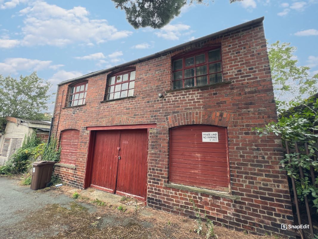 Property for Auction in South Yorkshire - Garage/Workshop Hindle Street, Barnsley, South Yorkshire, S70 6BD