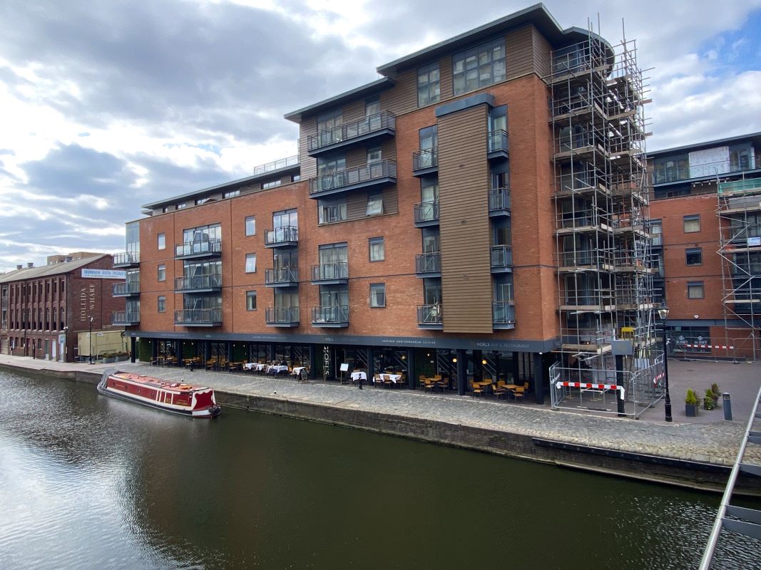 Property for Auction in Birmingham - 212 Canal Wharf, 12 Waterfront Walk, Birmingham, West Midlands, B1 1SN