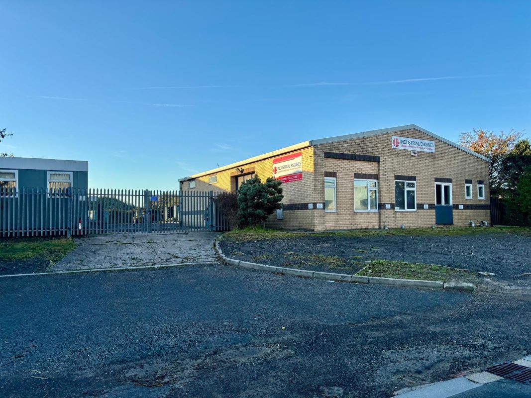 Property for Auction in Lincolnshire - Wilton Road Humberston, Grimsby, South Humberside, DN36 4AW