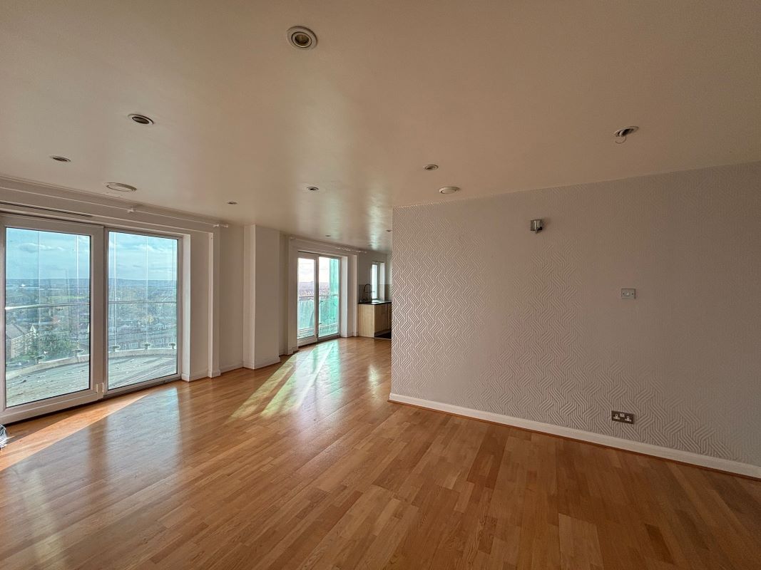 Tower Point, Sydney Road, Enfield, Middlesex, EN2 6SY - Online Auctions