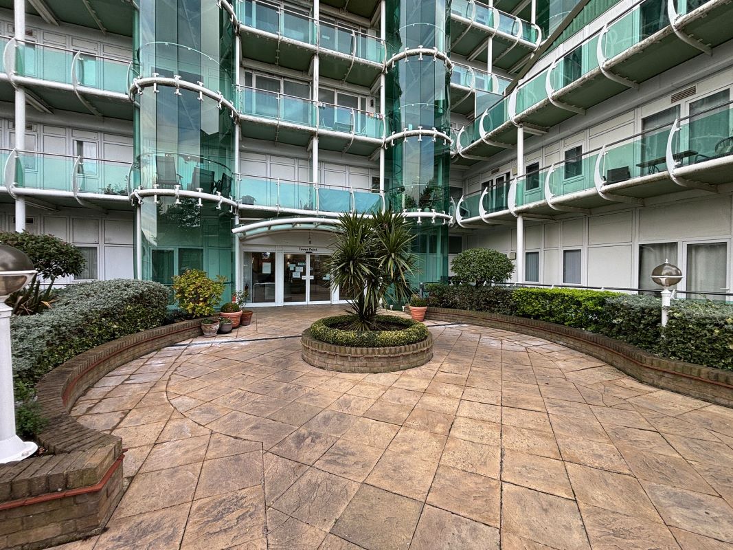 Tower Point, Sydney Road, Enfield, Middlesex, EN2 6SY - Online Auctions