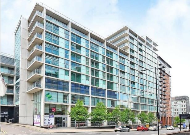 Property for Auction in South Yorkshire - Apartment 56 City Point, Sheffield, South Yorkshire, S1 4BP
