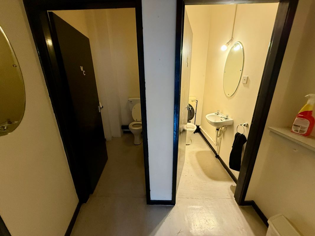 Brunswick Street, Newcastle, Staffordshire, ST5 1TA - Online Auctions