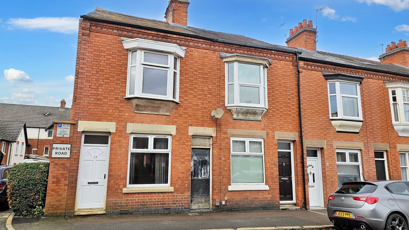Property for Auction in Leicestershire - 15, Sandhurst Street Oadby, Leicester, Leicestershire, LE2 5AR