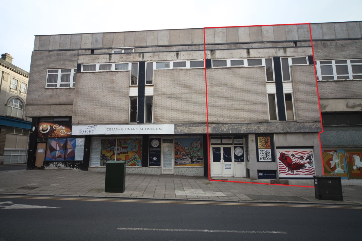 Property for Auction in London - 49 Queen Street, Scarborough, North Yorkshire, YO11 1HQ