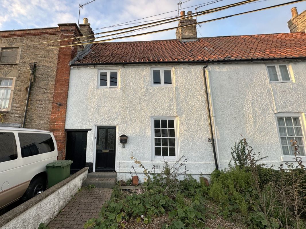 Property for Auction in East Anglia - 33 Magdalen Street, Thetford, Norfolk, IP24 2BP