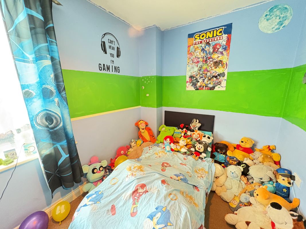 Grimsby, South Humberside, DN32 9PX - Online Auctions