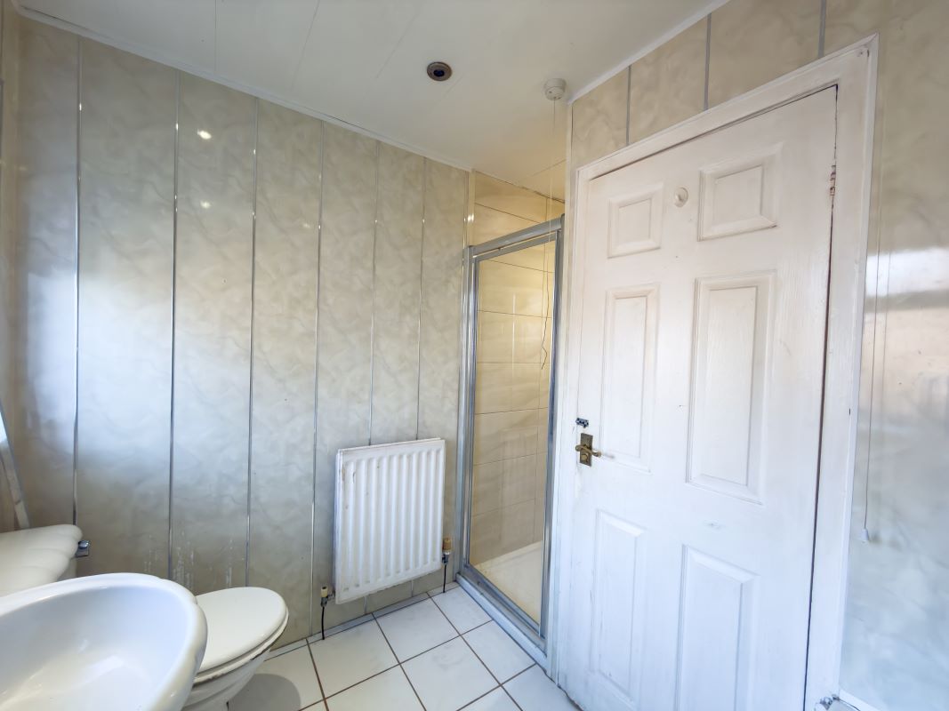 Houghton le Spring, Tyne And Wear, DH4 5JZ - Online Auctions