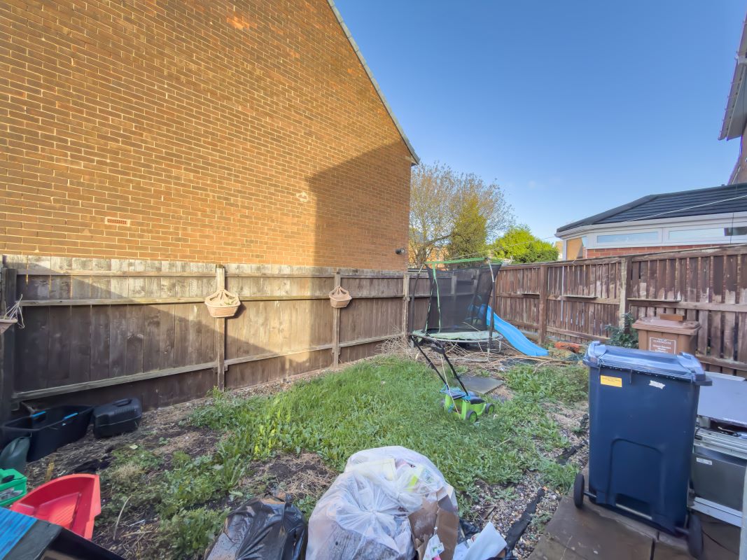 Houghton le Spring, Tyne And Wear, DH4 5JZ - Online Auctions