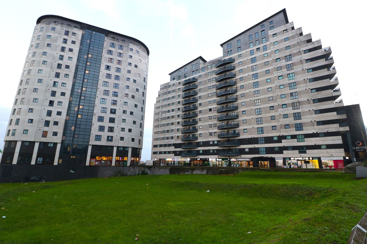 Property for Auction in Birmingham - Apartment 1009 2 Masshouse Plaza, Birmingham, West Midlands, B5 5JF