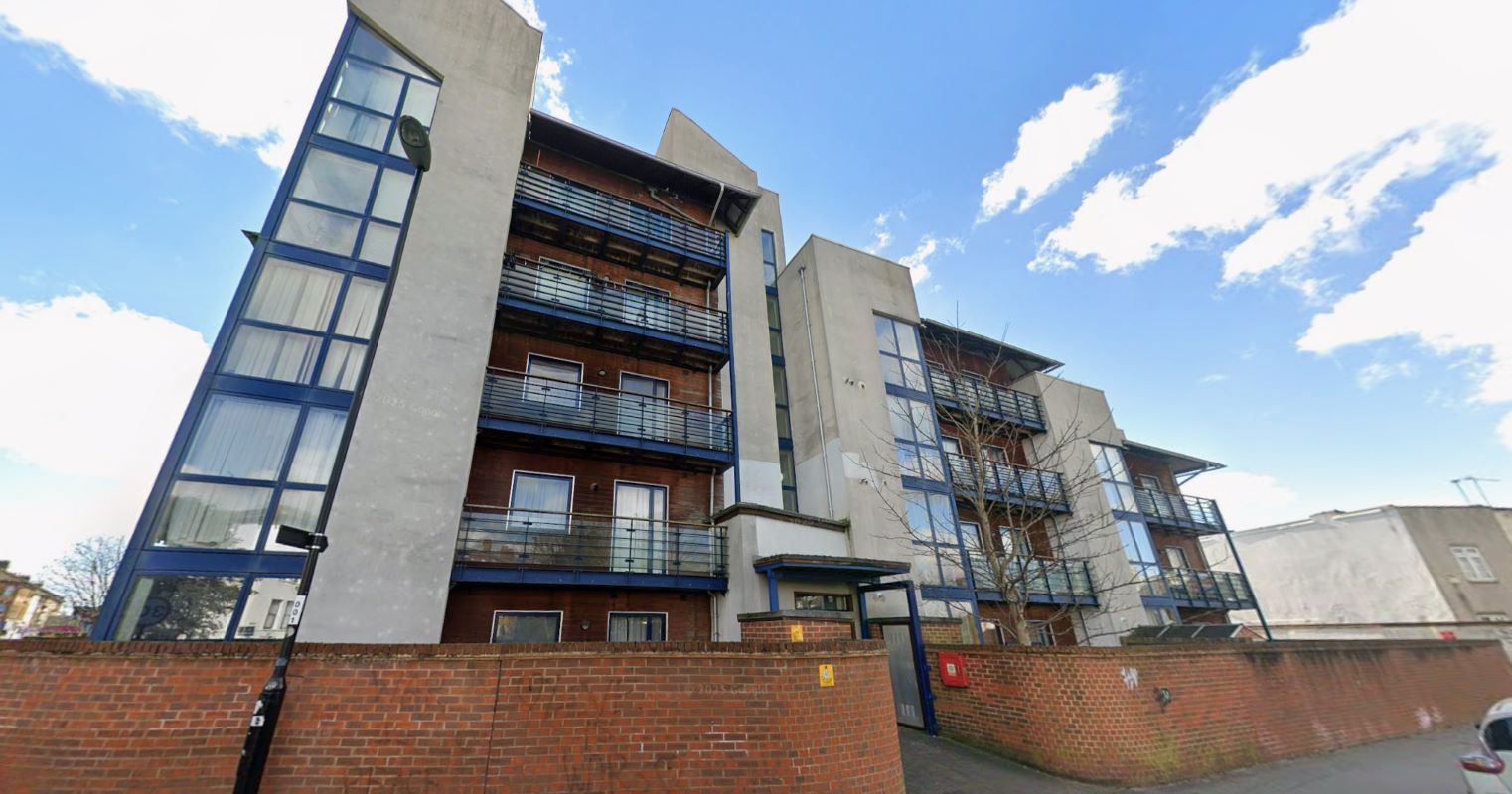 Property for Auction in London - Flat 4 Innova Court, 1A Leslie Park Road, Croydon, Surrey, CR0 6AT