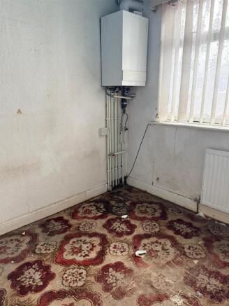 6 Dunkerley Avenue Failsworth, Manchester, Lancashire, M35 0ET