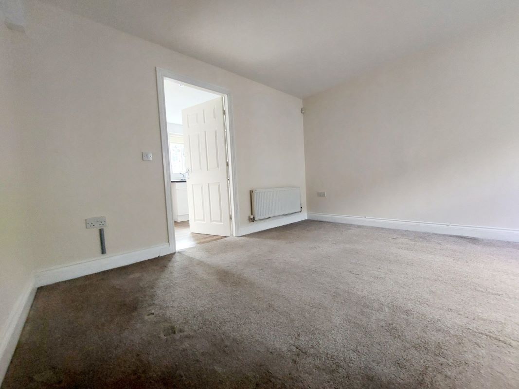 2 Robinson Grove, Crook, County Durham, DL15 9GP