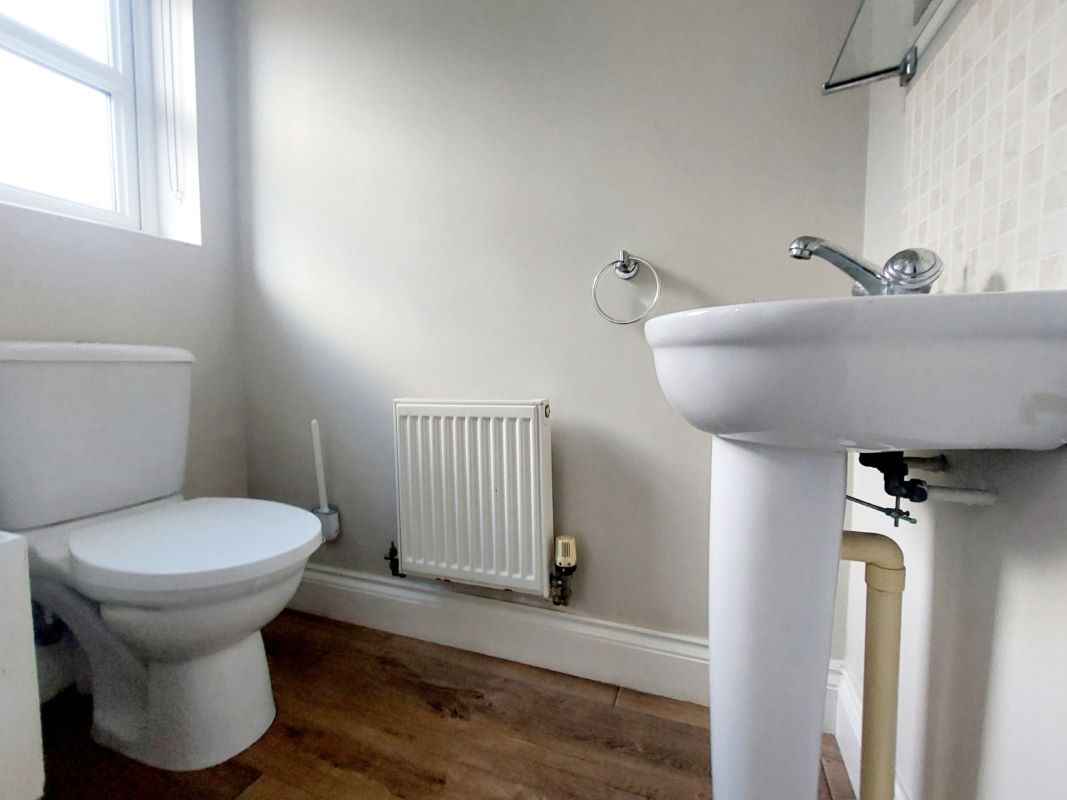 2 Robinson Grove, Crook, County Durham, DL15 9GP