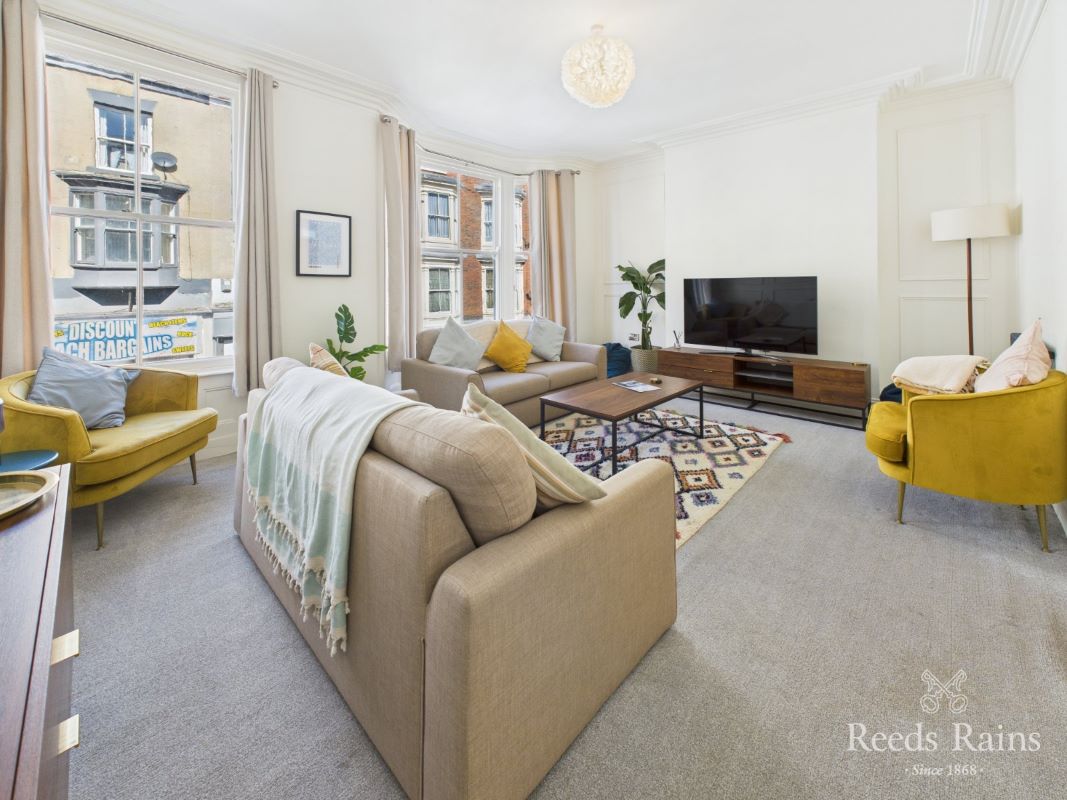 73 Eastborough, Scarborough, North Yorkshire, YO11 1NH