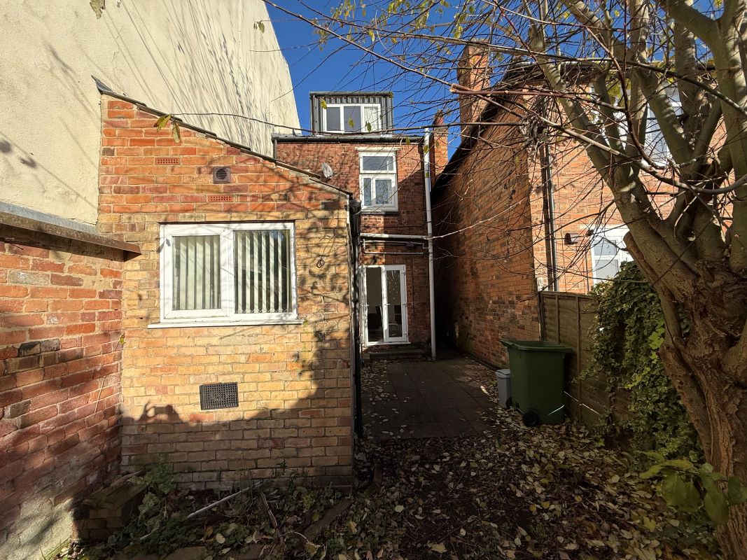 32 Corby Road, Nottingham, Nottinghamshire, NG3 5HF