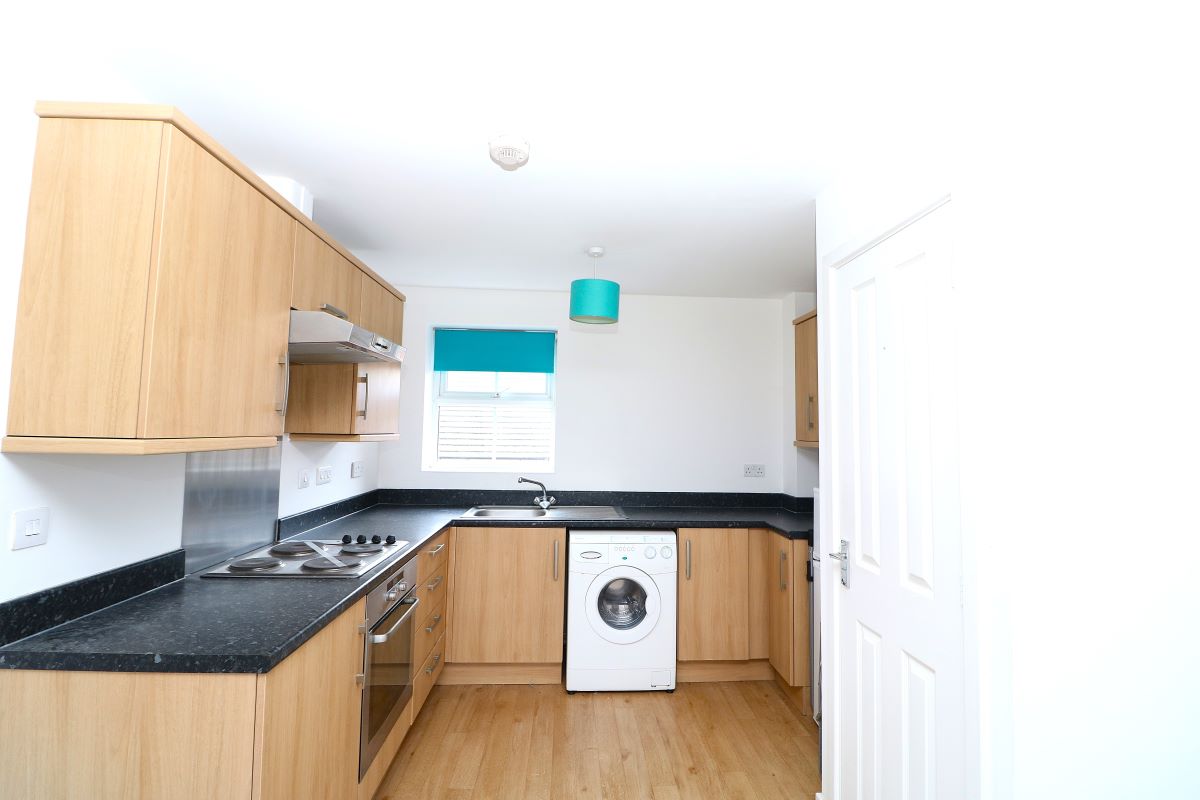 28 William Barrows Way, Tipton, West Midlands, DY4 9EA