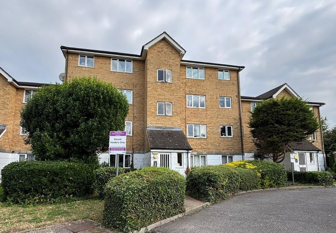 Property for Auction in London - 19 Green Pond Close, London, E17 6EE