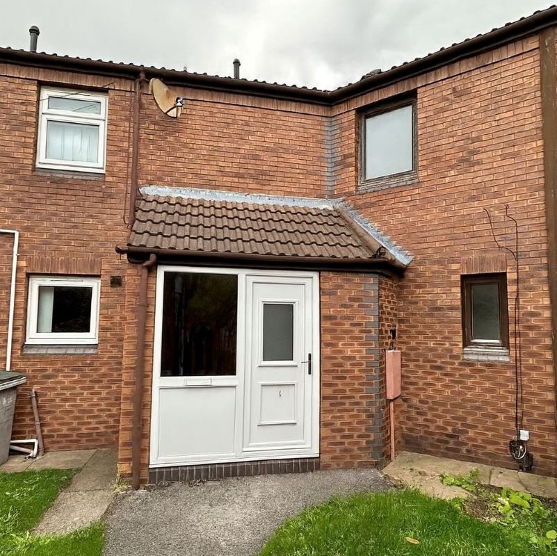 Property for Auction in Cheshire, Staffordshire & Shropshire - No. 7 Howard Walk, Stoke-On-Trent, Staffordshire, ST3 4SW