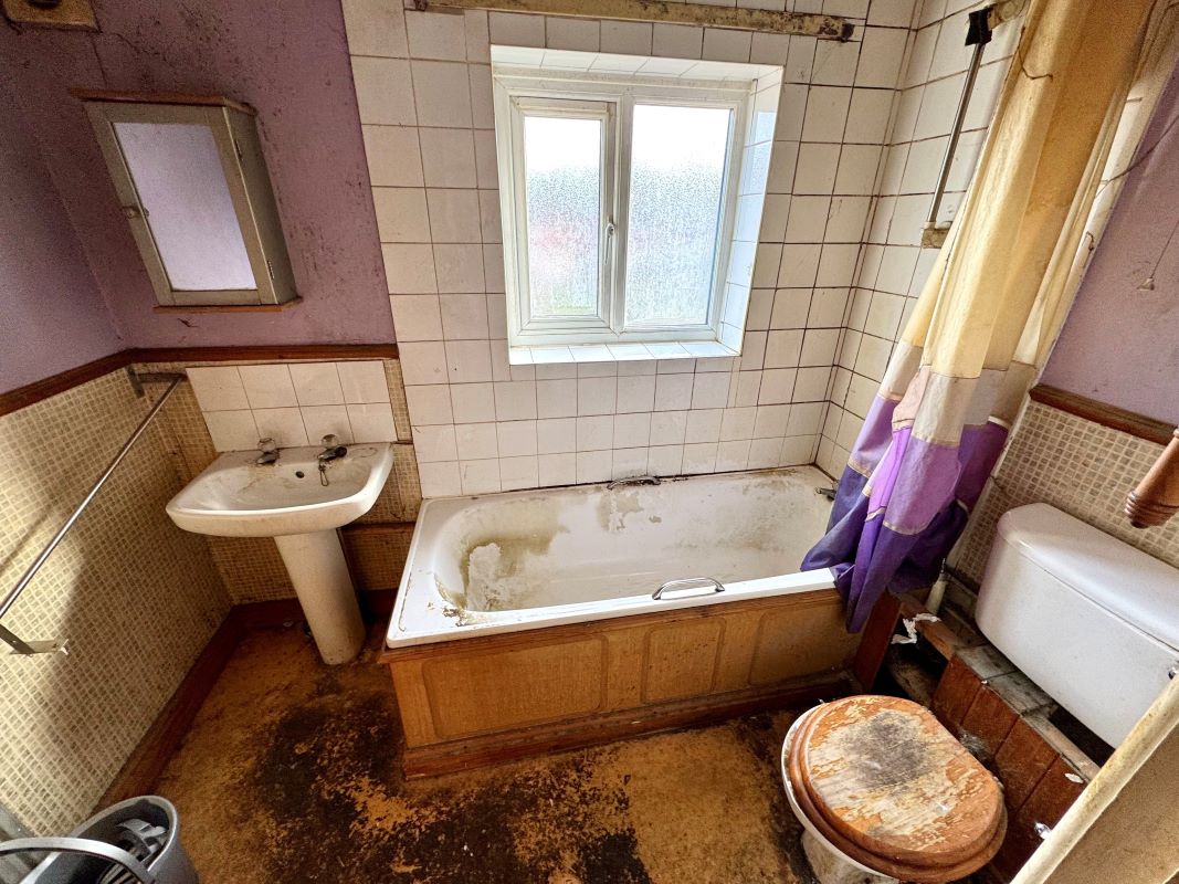 Flat 10 Henderson Court, Oldbury, West Midlands, B68 0JR