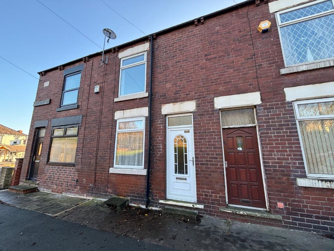 Property for Auction in Lincolnshire - 86 Church Street Royston, Barnsley, South Yorkshire, S71 4QZ