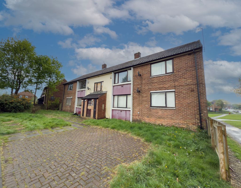 32, Sledmere Close, Peterlee, County Durham, SR8 5JN