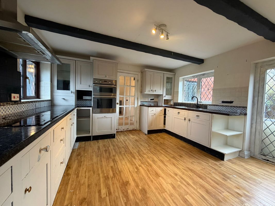 5 Croft Road Ogwell, Newton Abbot, Devon, TQ12 6BQ