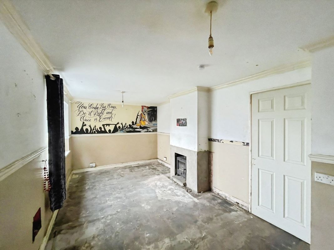 172 Garth Avenue, Glyncoch, Pontypridd, CF37 3AD