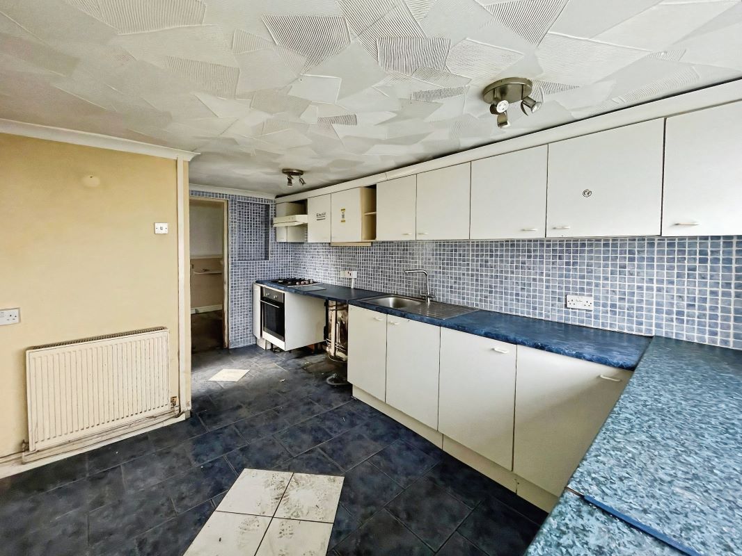 172 Garth Avenue, Glyncoch, Pontypridd, CF37 3AD