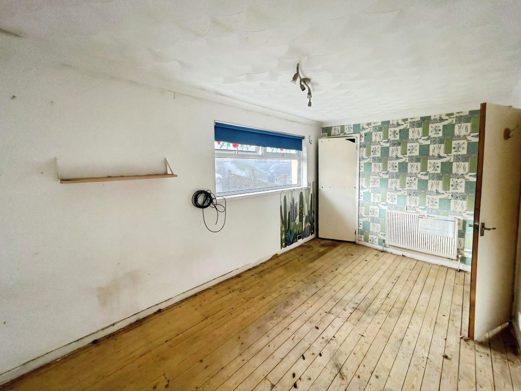 172 Garth Avenue, Glyncoch, Pontypridd, CF37 3AD